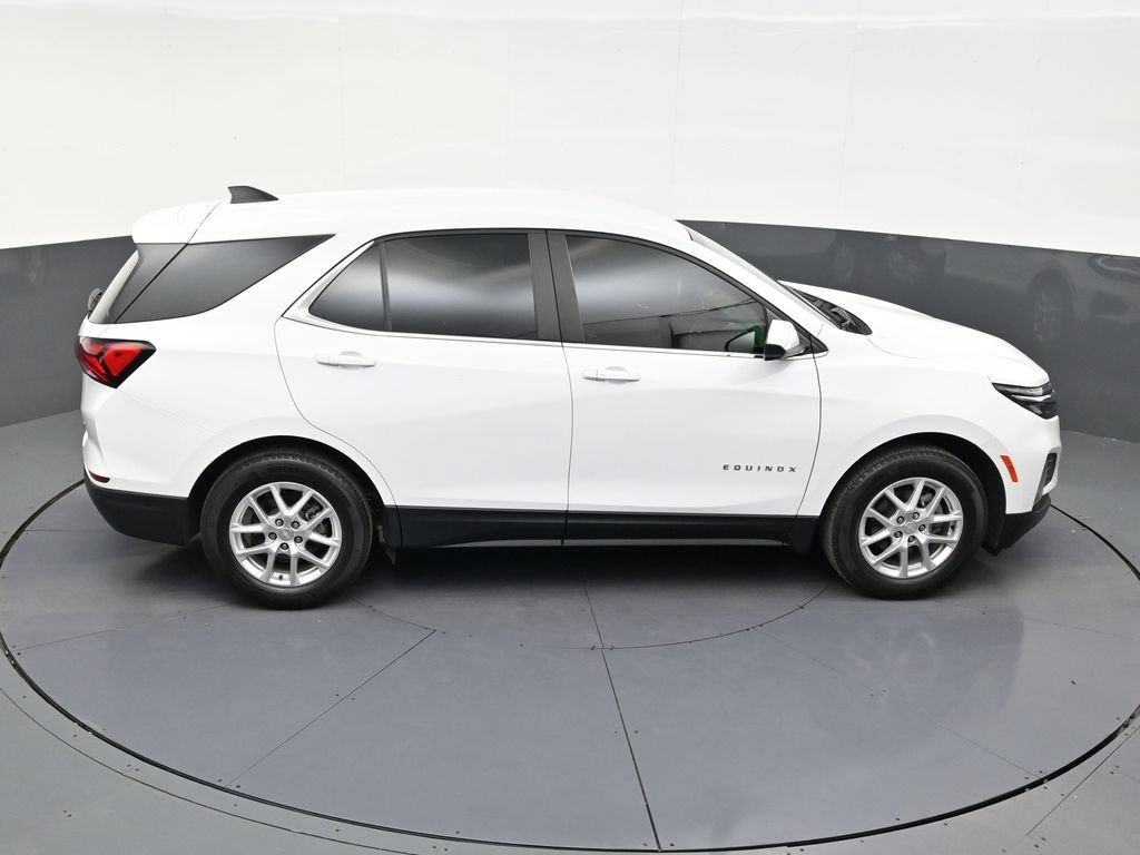 Used 2024 Chevrolet Equinox LT FWD image 17