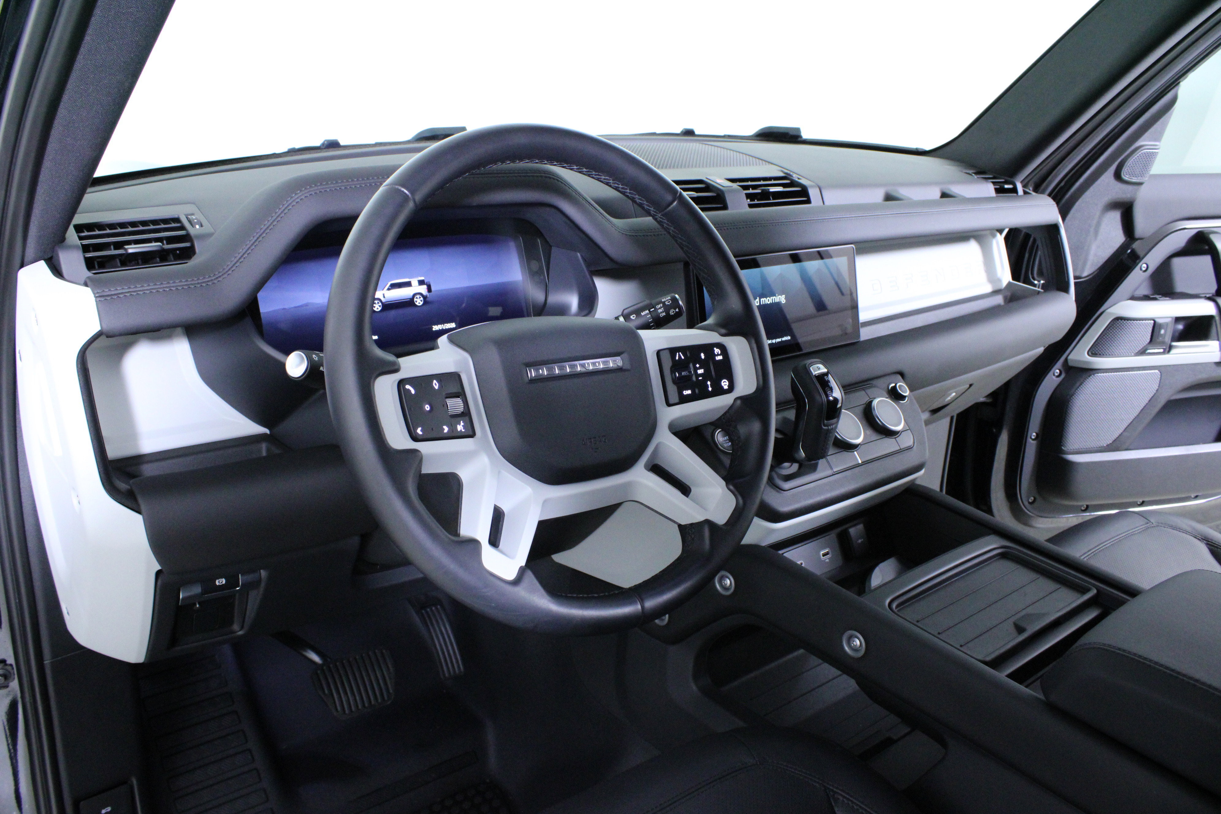 Used 2024 Land Rover Defender 110 S image 18