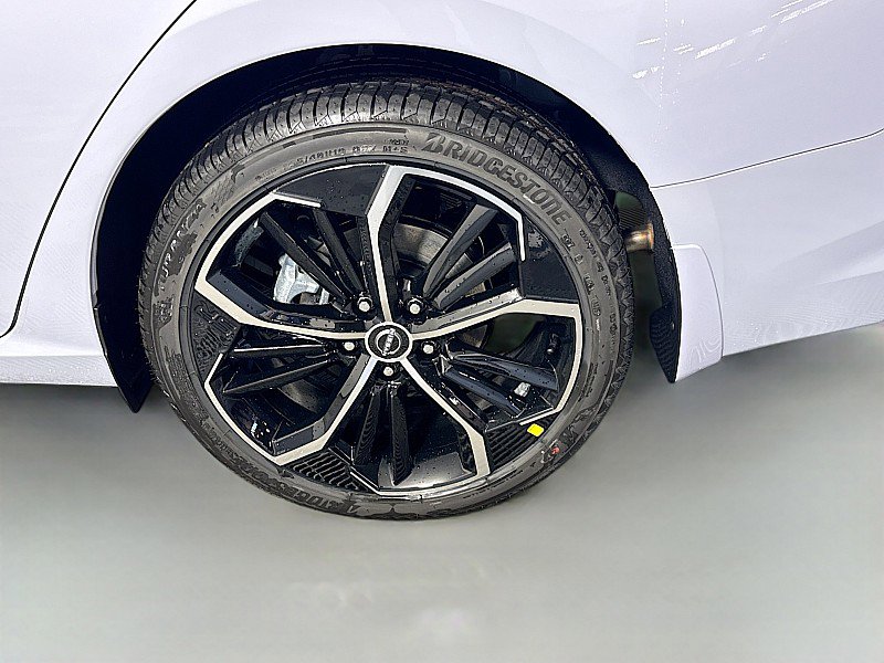 New 2025 Nissan Altima 2.5 SR w/ SR Premium Package image 30