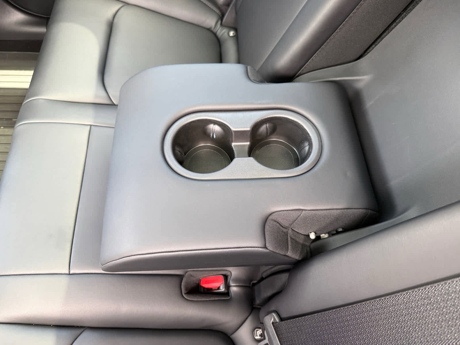 Used 2022 Tesla Model Y Performance image 16