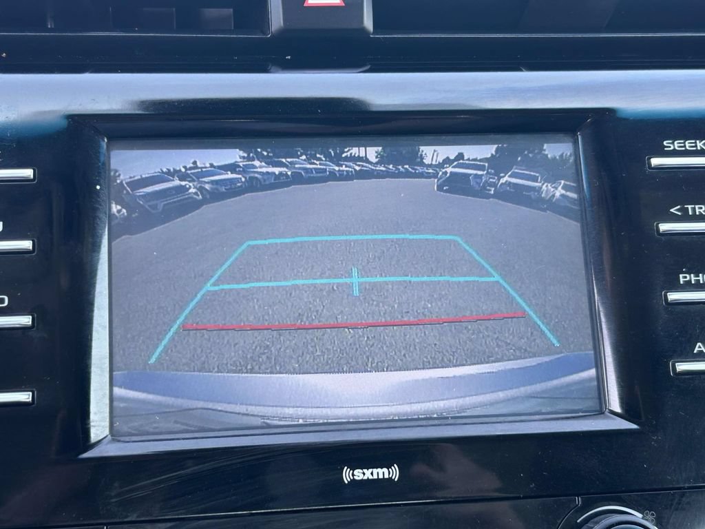 Used 2020 Toyota Camry SE FWD image 21