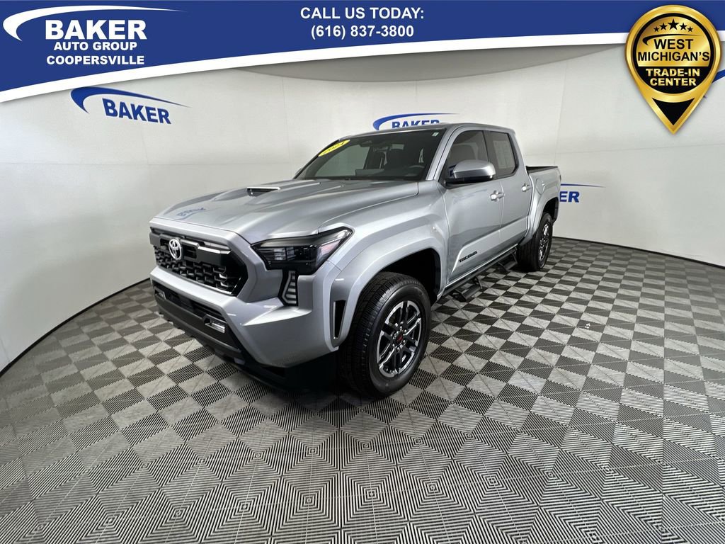 Used 2024 Toyota Tacoma TRD Sport image 5