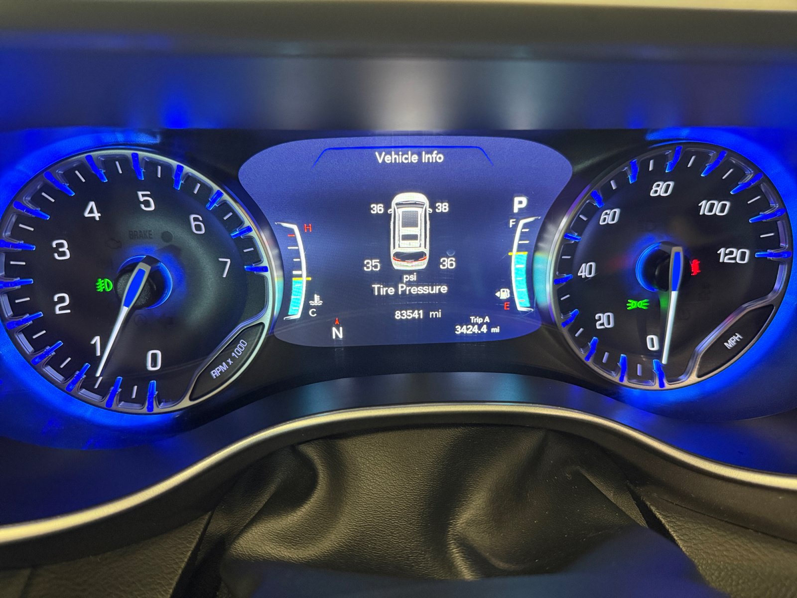 Used 2024 Chrysler Pacifica Touring-L FWD image 20