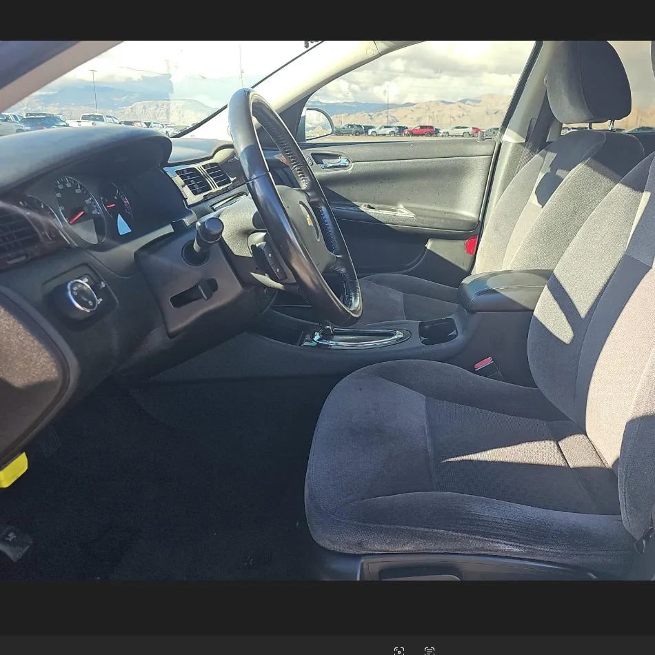 Used 2013 Chevrolet Impala LT image 9