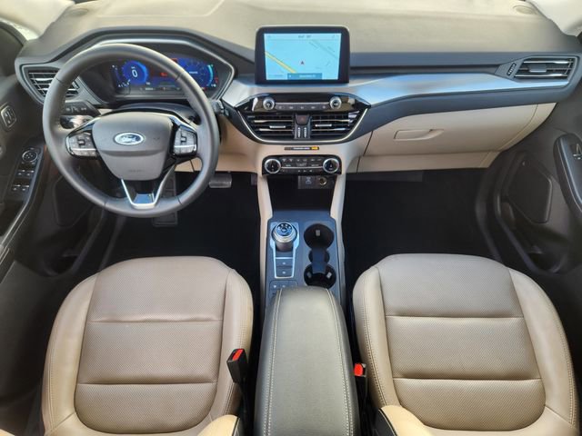 Certified 2022 Ford Escape Titanium w/ Class II Trailer Tow Package image 14