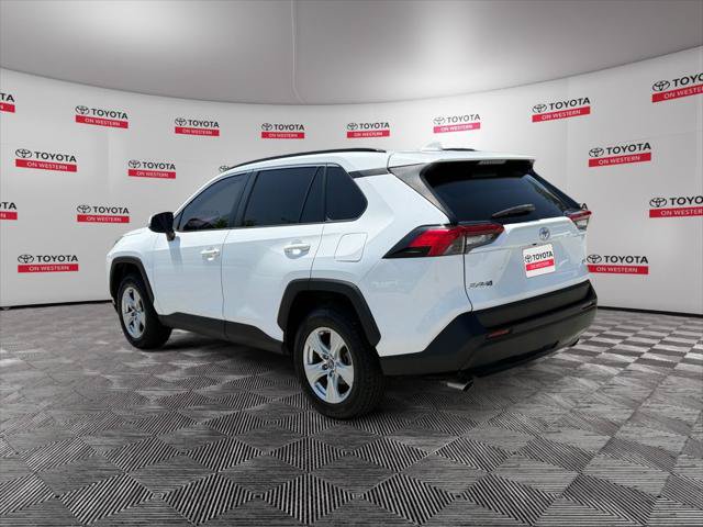 Used 2019 Toyota RAV4 XLE FWD image 7