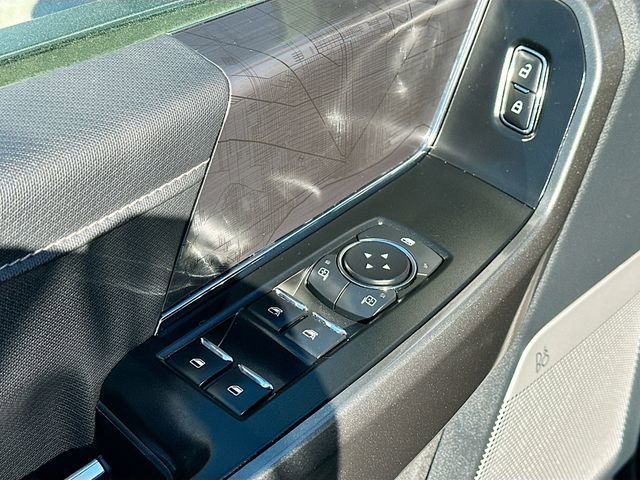 Used 2023 Ford F150 XLT w/ Equipment Group 302A High image 18