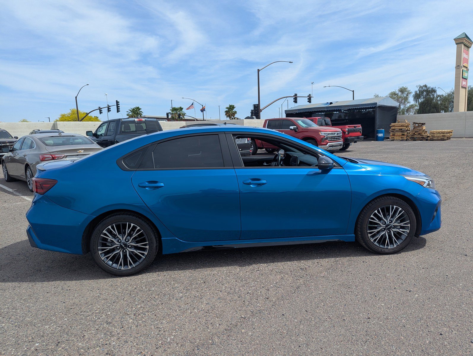 Used 2024 Kia Forte GT-Line w/ GT-Line Premium Package image 5