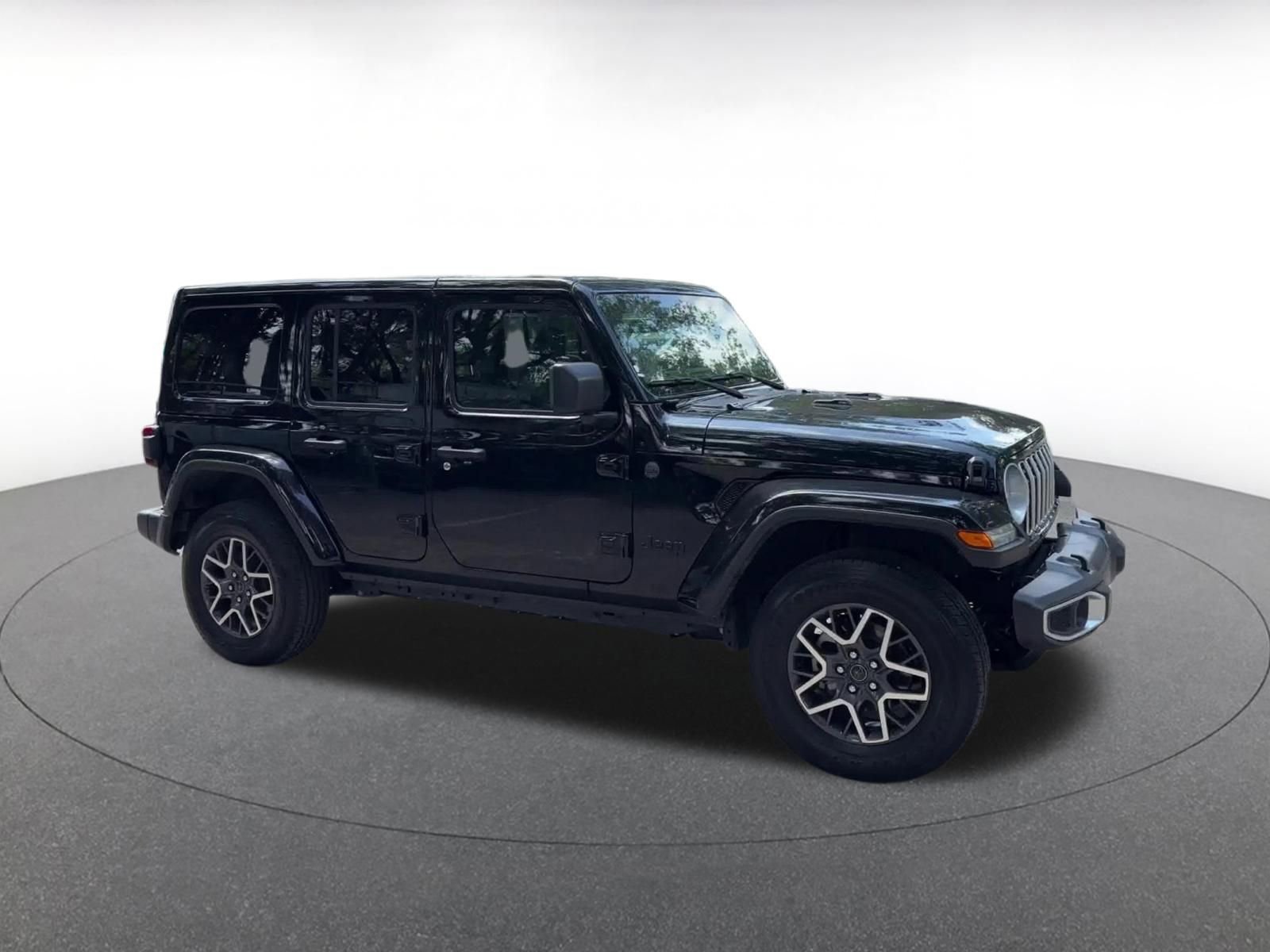 Used 2025 Jeep Wrangler Unlimited Sahara AWD/4WD video 2