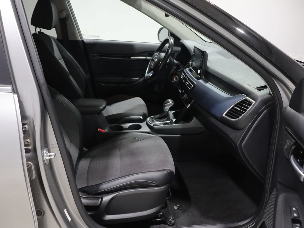 Used 2021 Kia Seltos S AWD/4WD image 19
