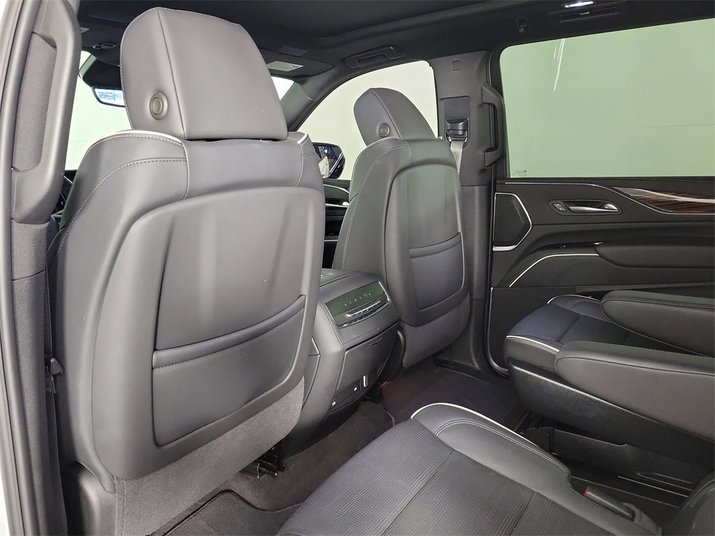Certified 2024 Cadillac Escalade ESV Premium Luxury image 11