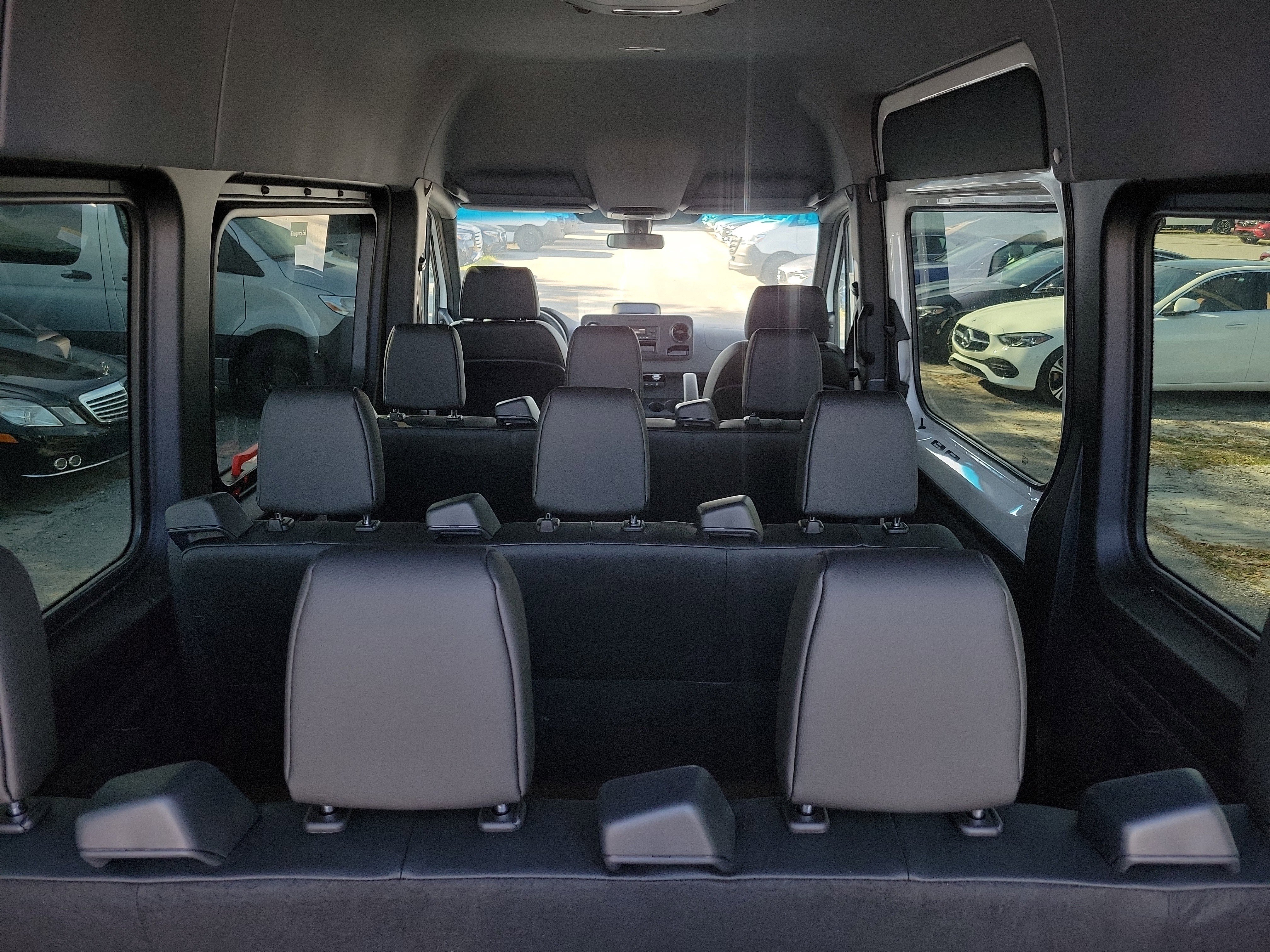 Used 2025 Mercedes-Benz Sprinter 2500 image 11