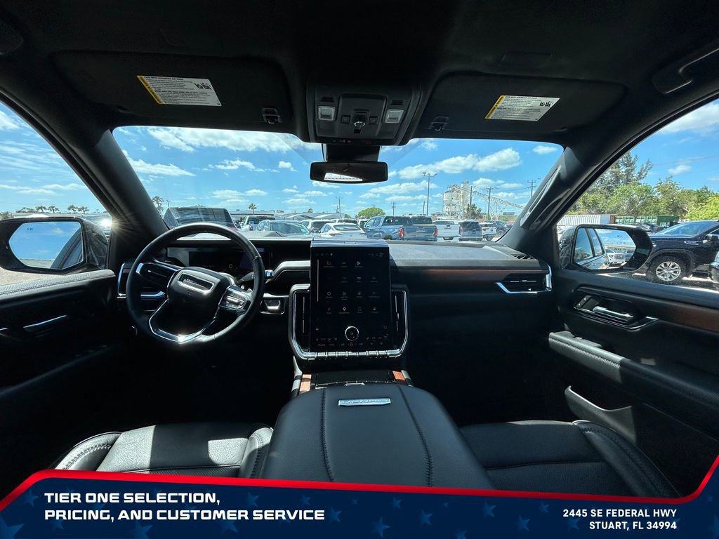 Used 2025 GMC Yukon Denali RWD image 27