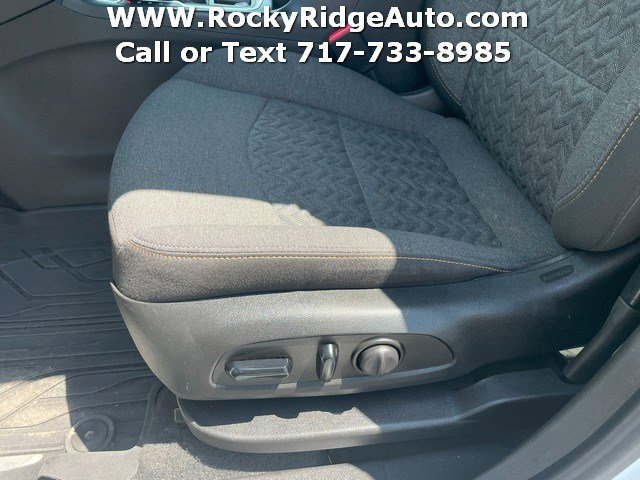 Used 2023 Chevrolet Equinox LT w/ LPO, Floor Liner Package image 33