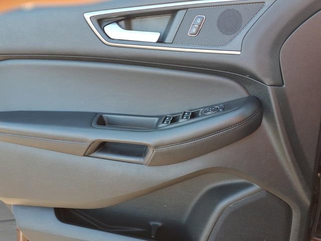 Used 2023 Ford Edge SEL image 19