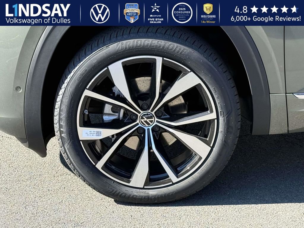 New 2026 Volkswagen Atlas SEL Premium R-Line image 7