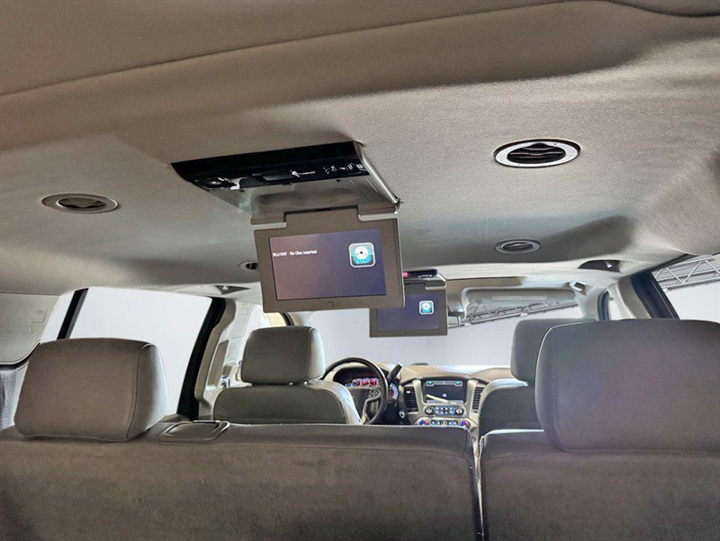 Used 2019 Chevrolet Suburban LT AWD/4WD image 27