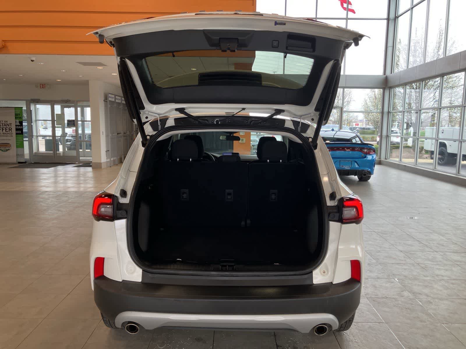 Used 2023 Ford Escape Active AWD/4WD image 26