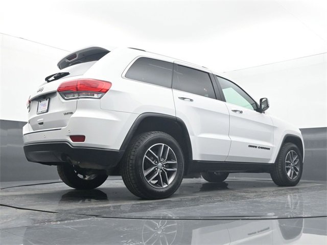 Used 2017 Jeep Grand Cherokee Limited image 11