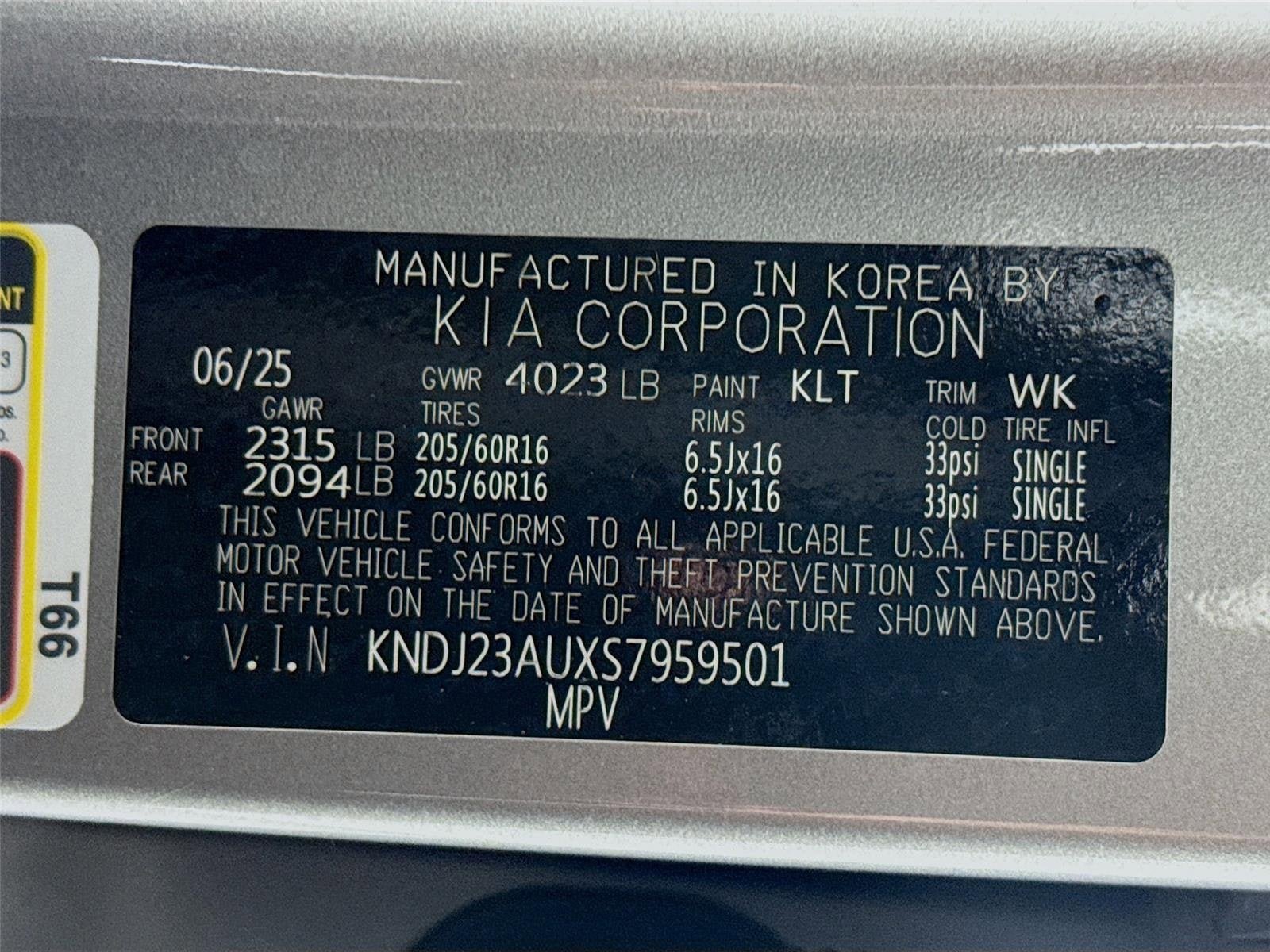 Certified 2025 Kia Soul LX w/ LX Technology Package FWD image 29