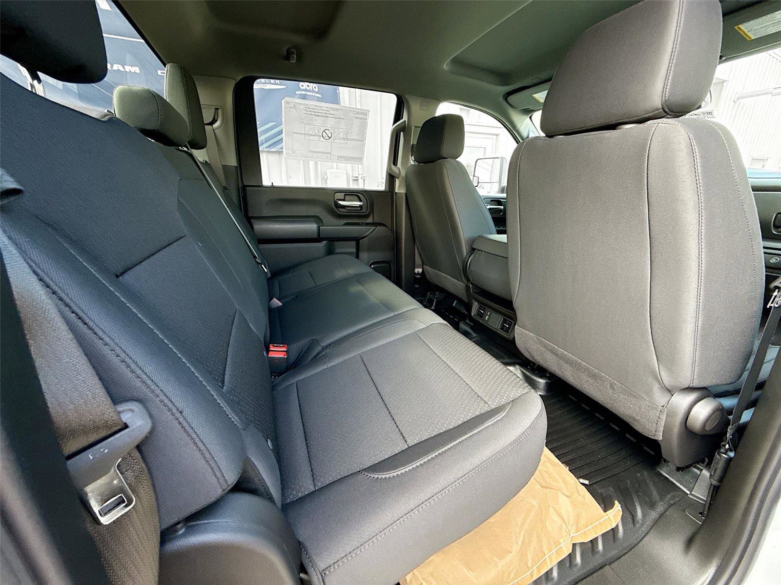 New 2026 GMC Sierra 3500 Pro w/ Convenience Package image 16