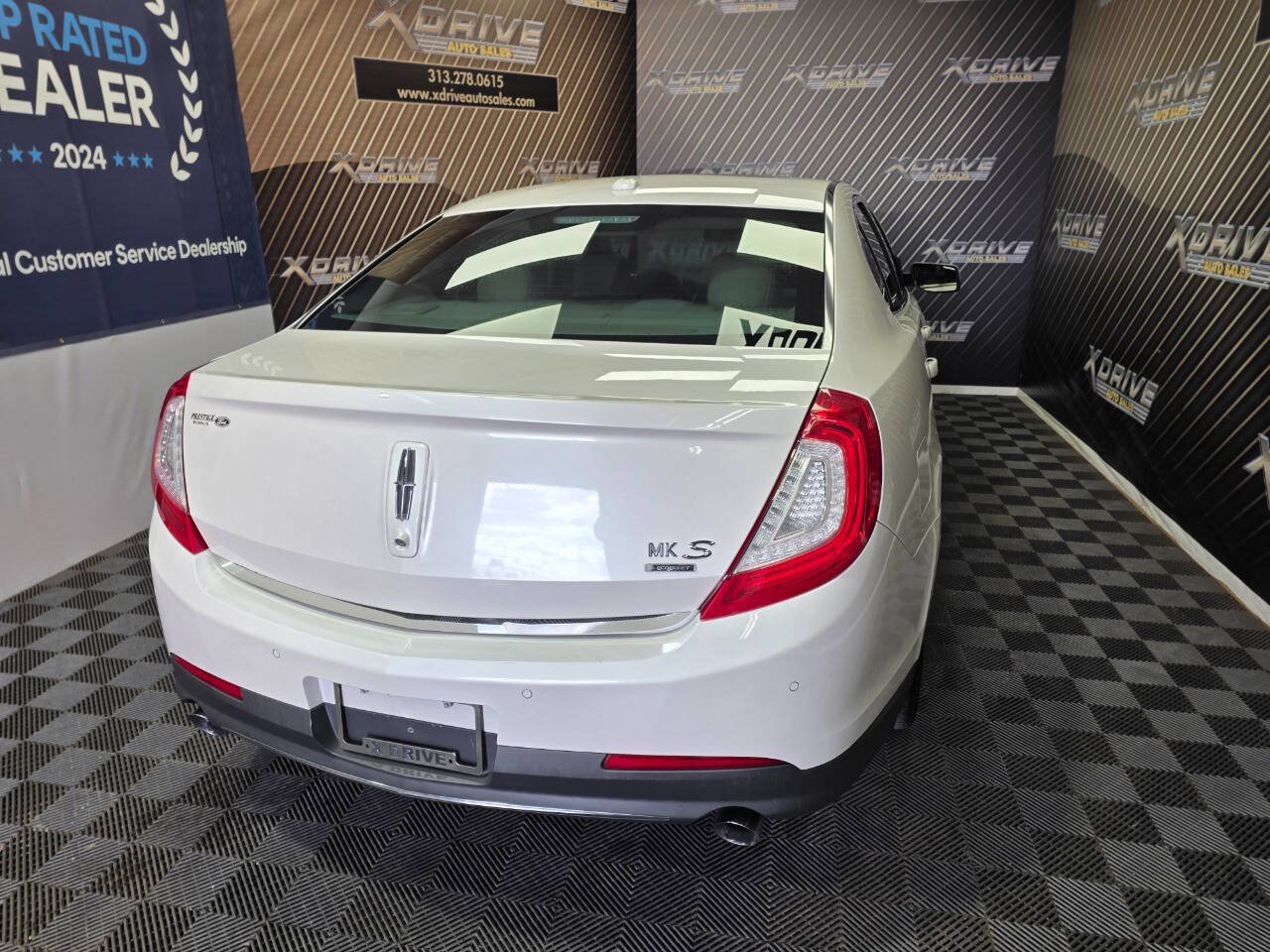 Used 2014 Lincoln MKS AWD w/ Equipment Group 201A image 14