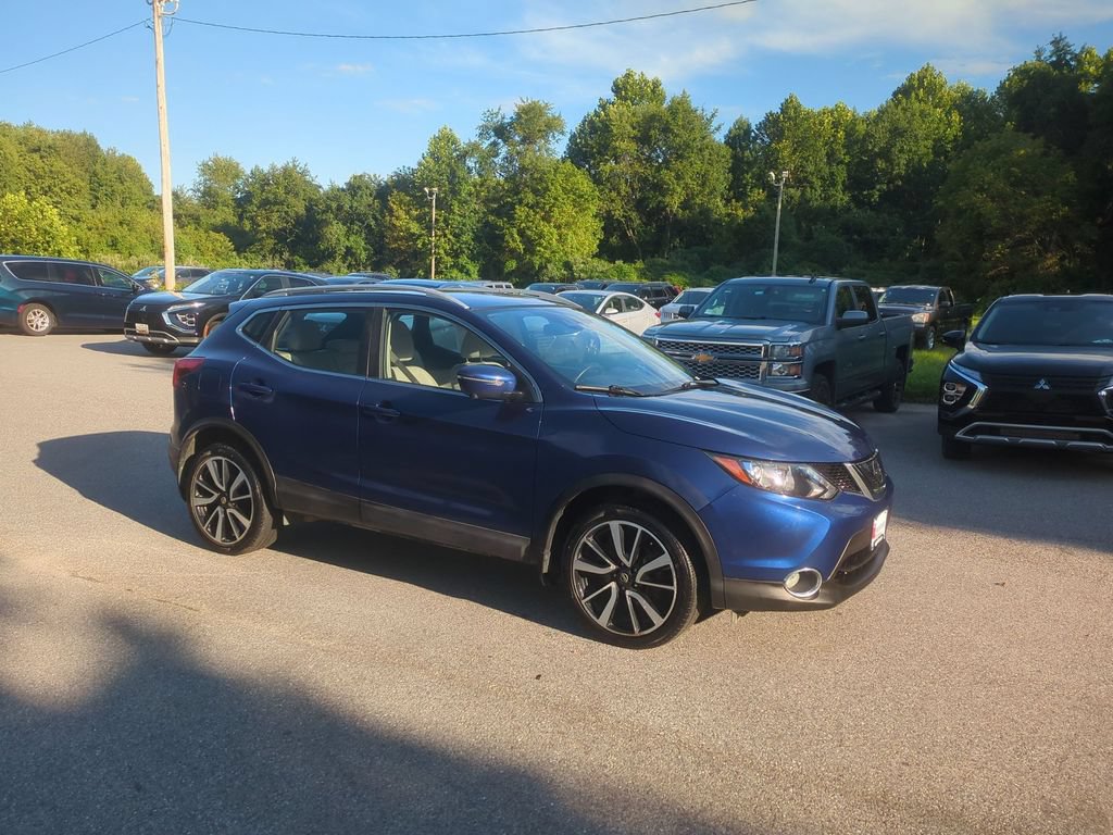 Used 2019 Nissan Rogue Sport SL AWD/4WD image 3