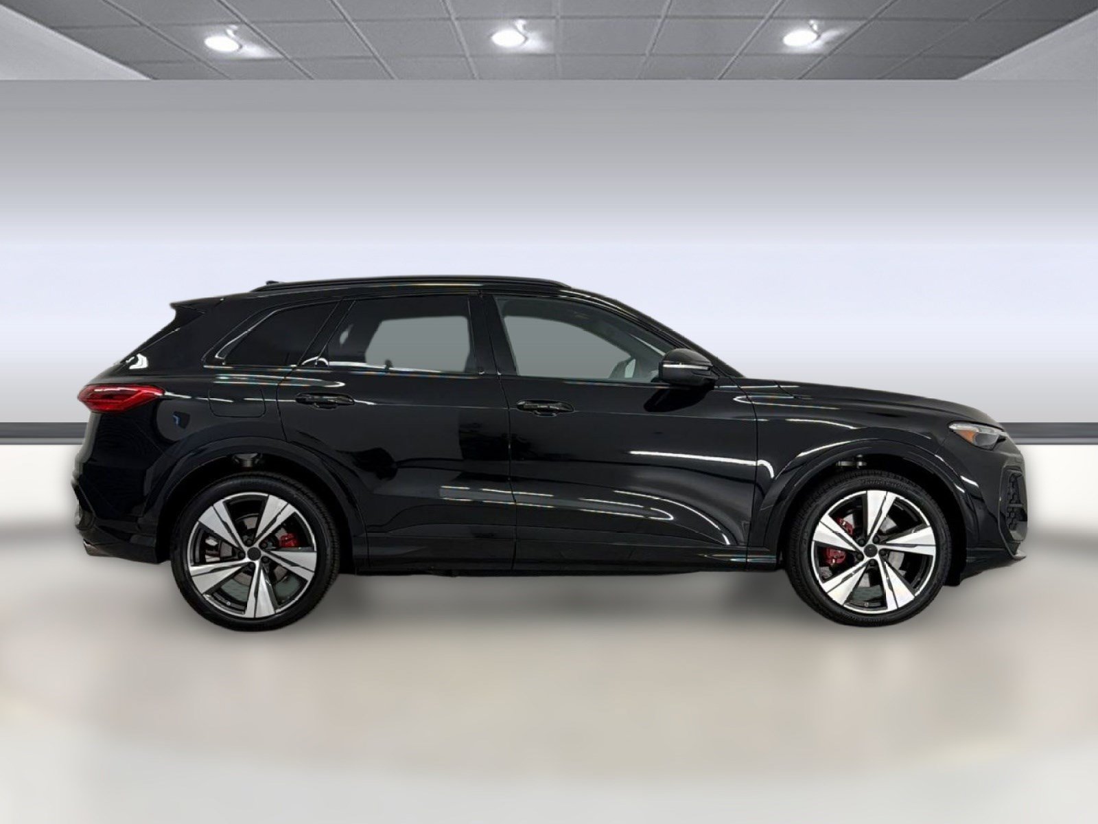 New 2026 Audi SQ5 Premium Plus AWD/4WD image 8