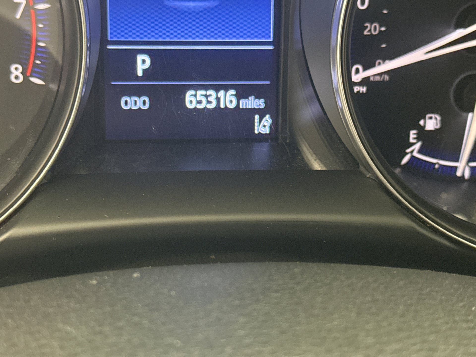Used 2021 Toyota C-HR XLE FWD image 13