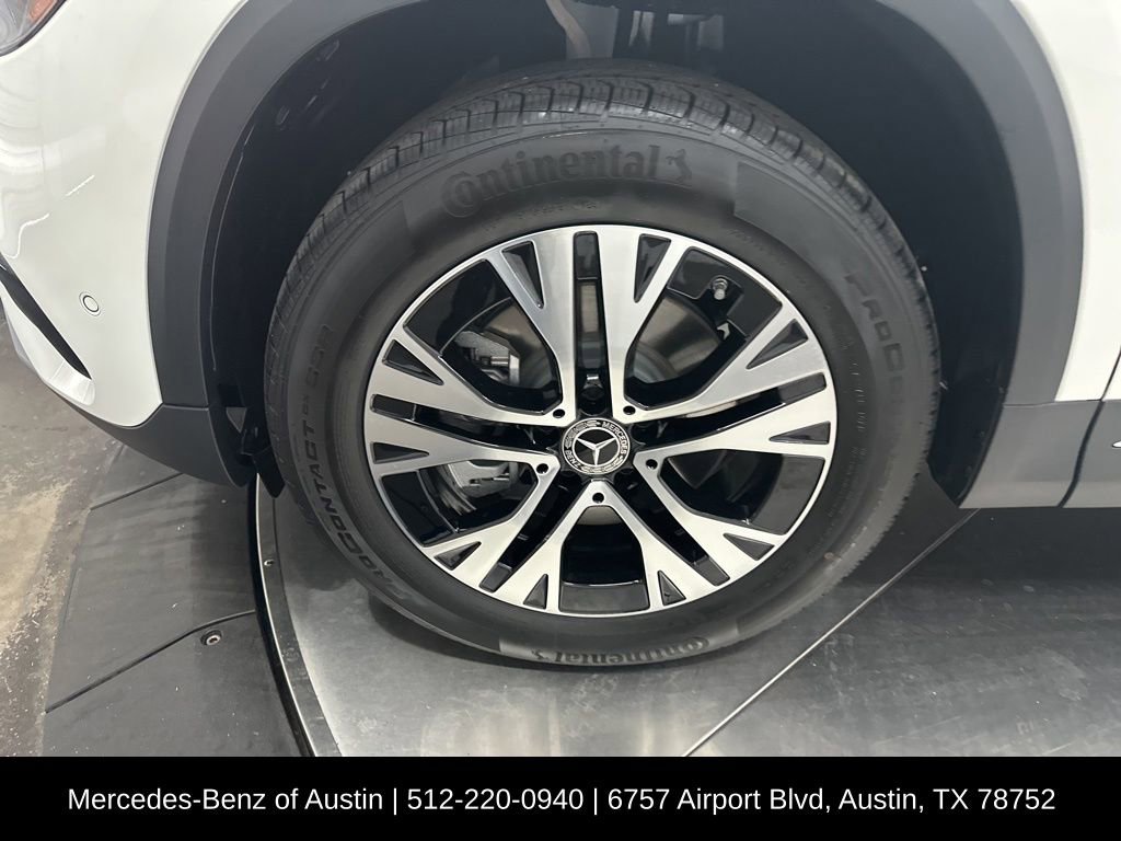 Certified 2026 Mercedes-Benz GLA 250 4MATIC image 32