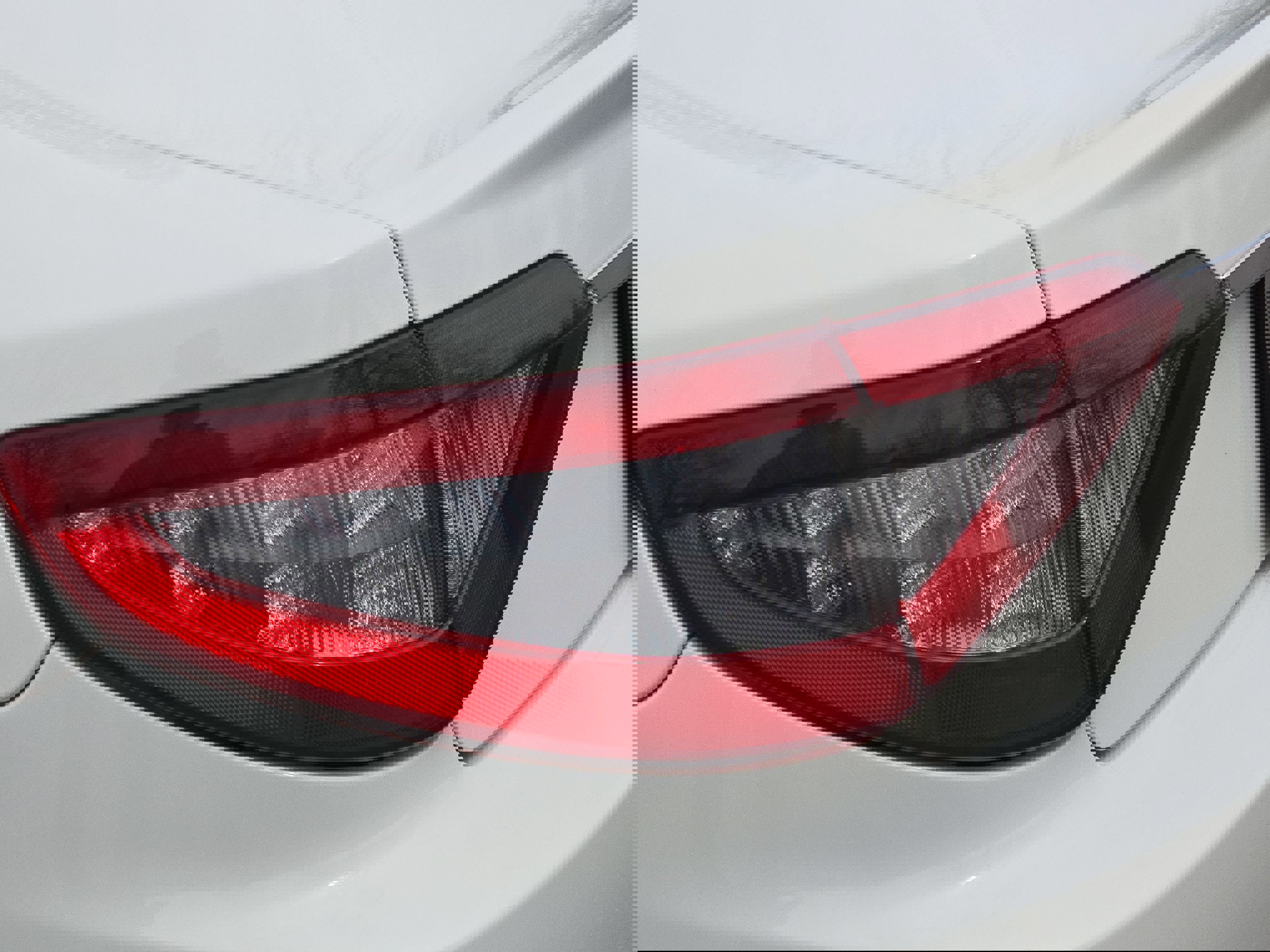 Used 2018 Maserati GranTurismo Sport image 33