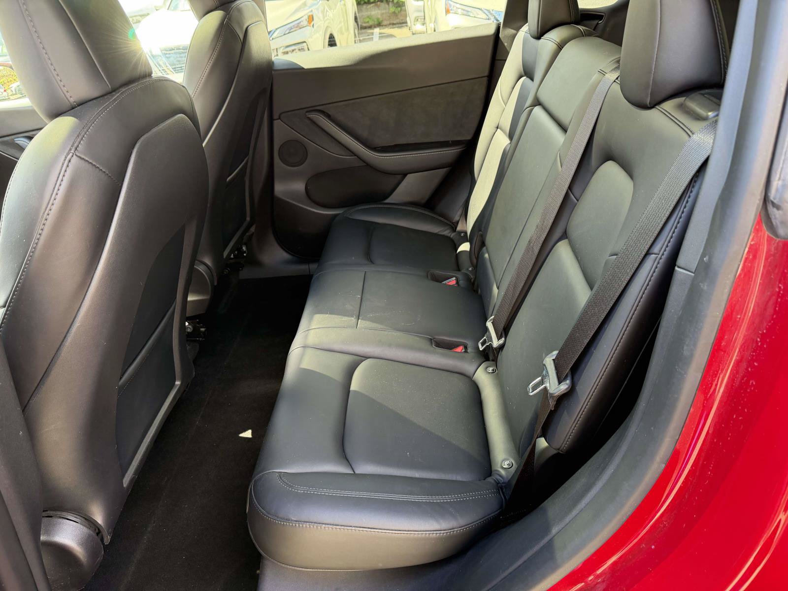 Used 2021 Tesla Model Y Long Range AWD/4WD image 17