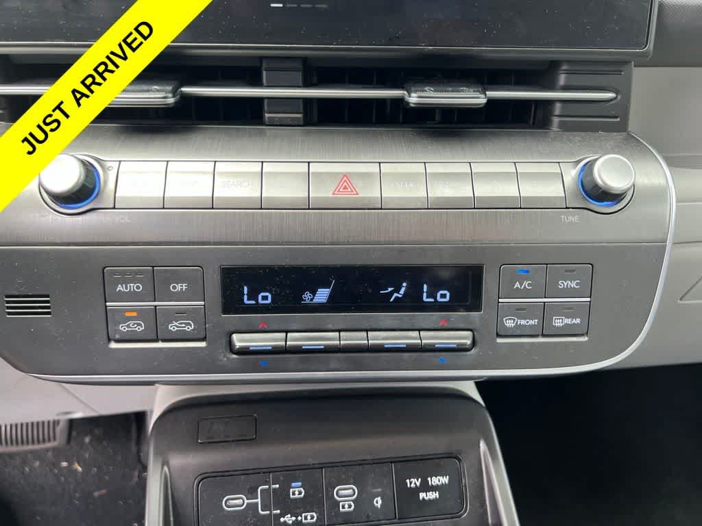 Used 2024 Hyundai Kona SEL w/ Convenience Package AWD/4WD image 11