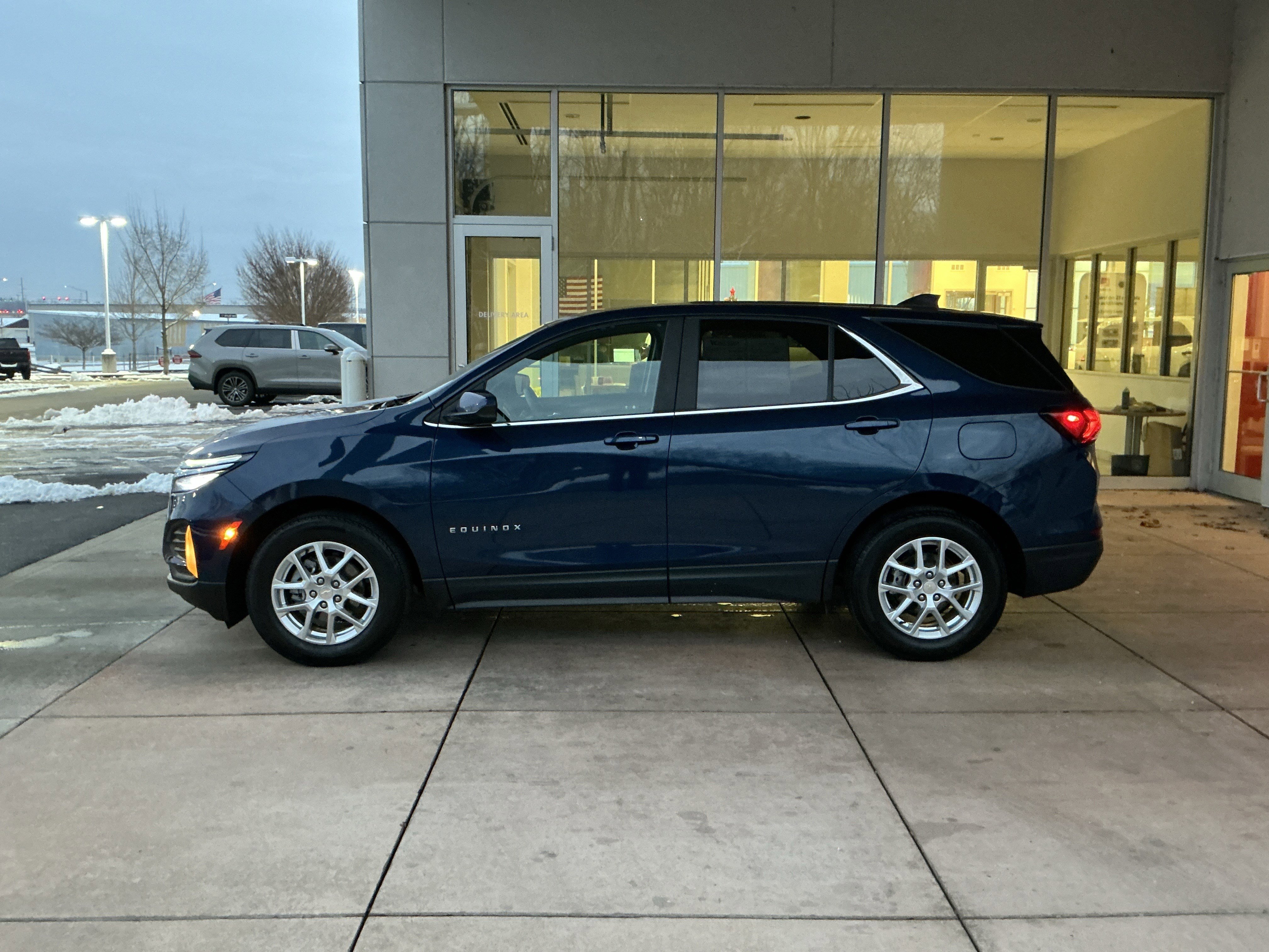 Used 2022 Chevrolet Equinox LT image 19