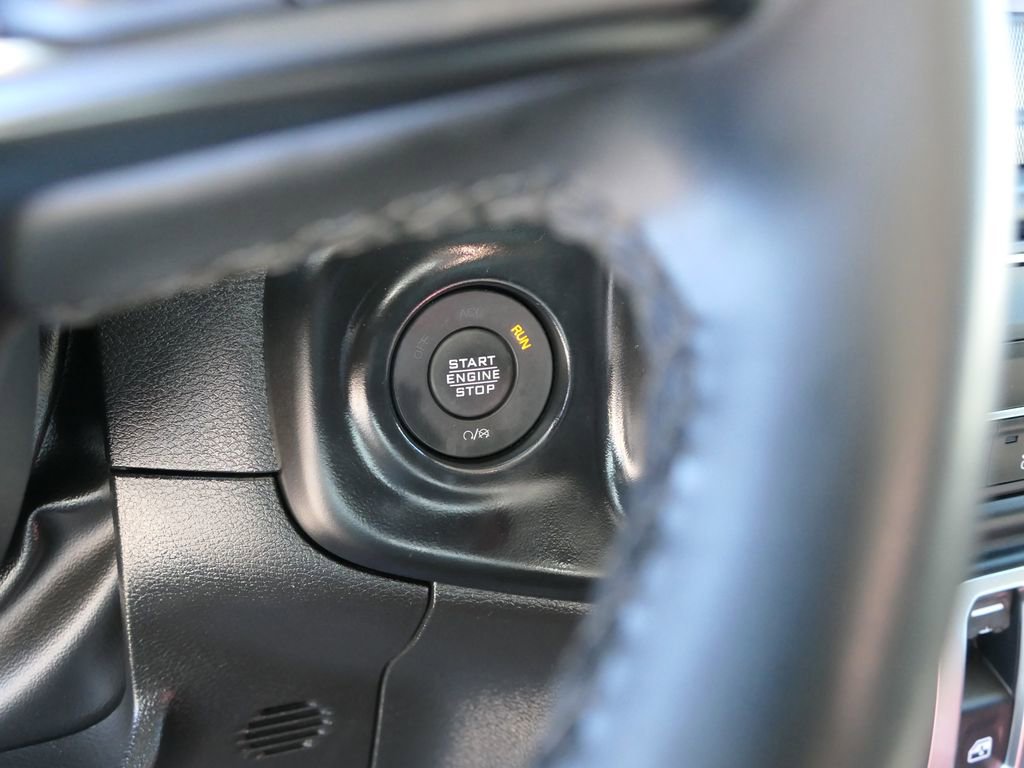 Used 2022 Jeep Wrangler Sport S image 16