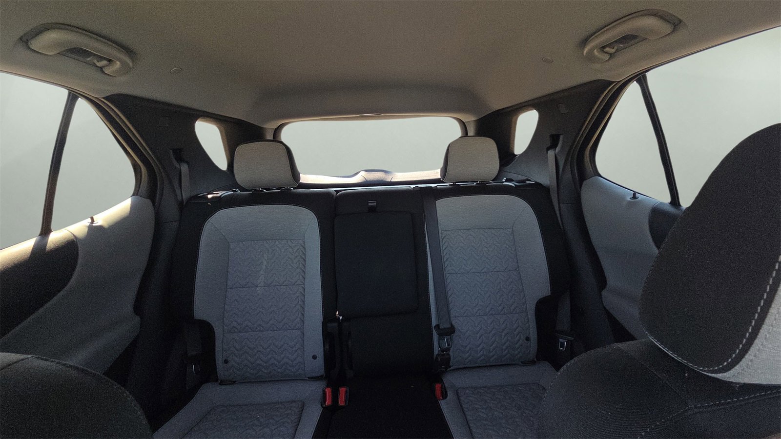 Used 2023 Chevrolet Equinox LT w/ Driver Convenience Package image 15