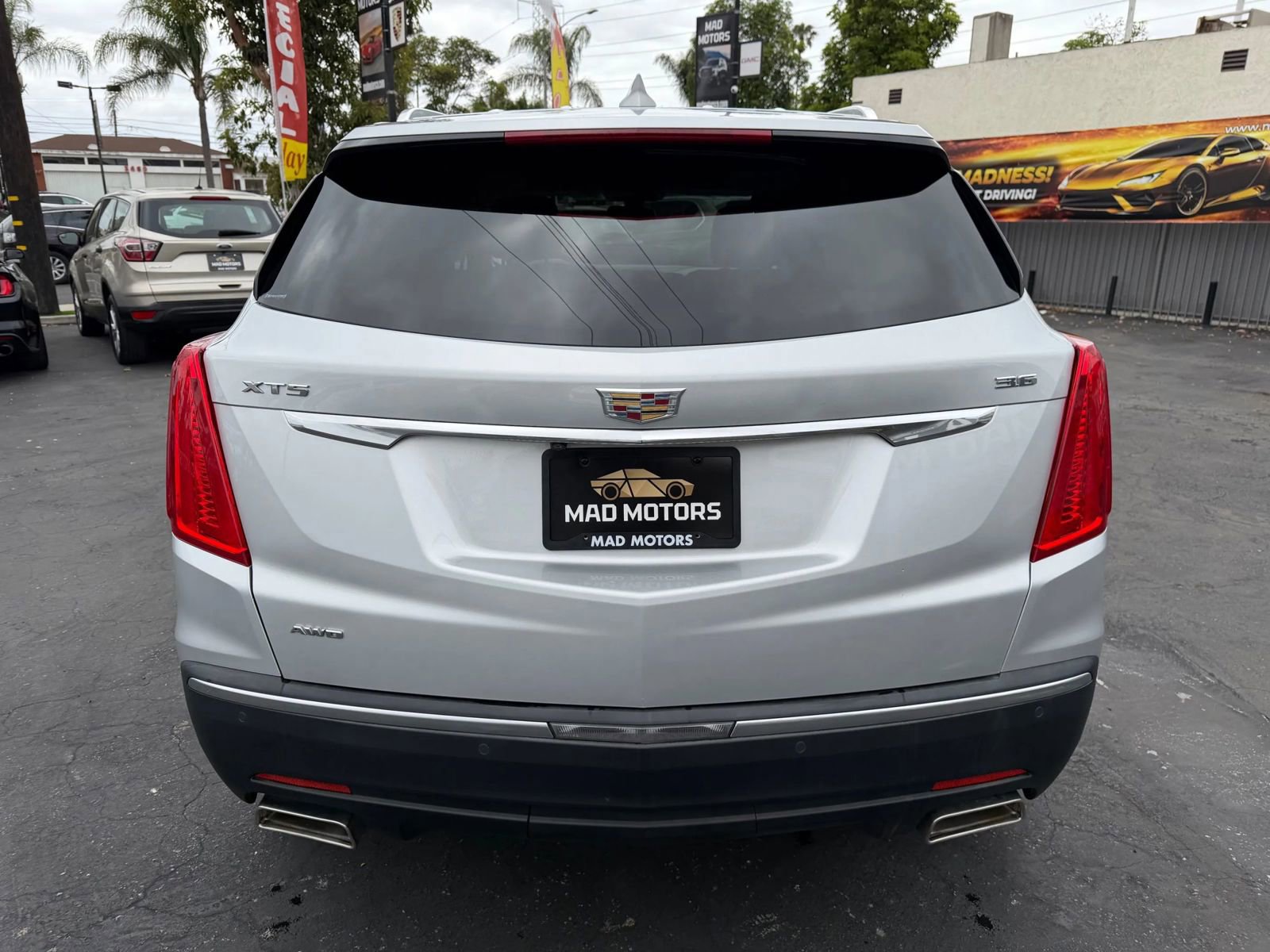 Used 2017 Cadillac XT5 Luxury AWD/4WD image 8