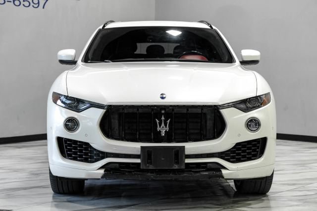 Used 2018 Maserati Levante GranSport AWD/4WD image 8