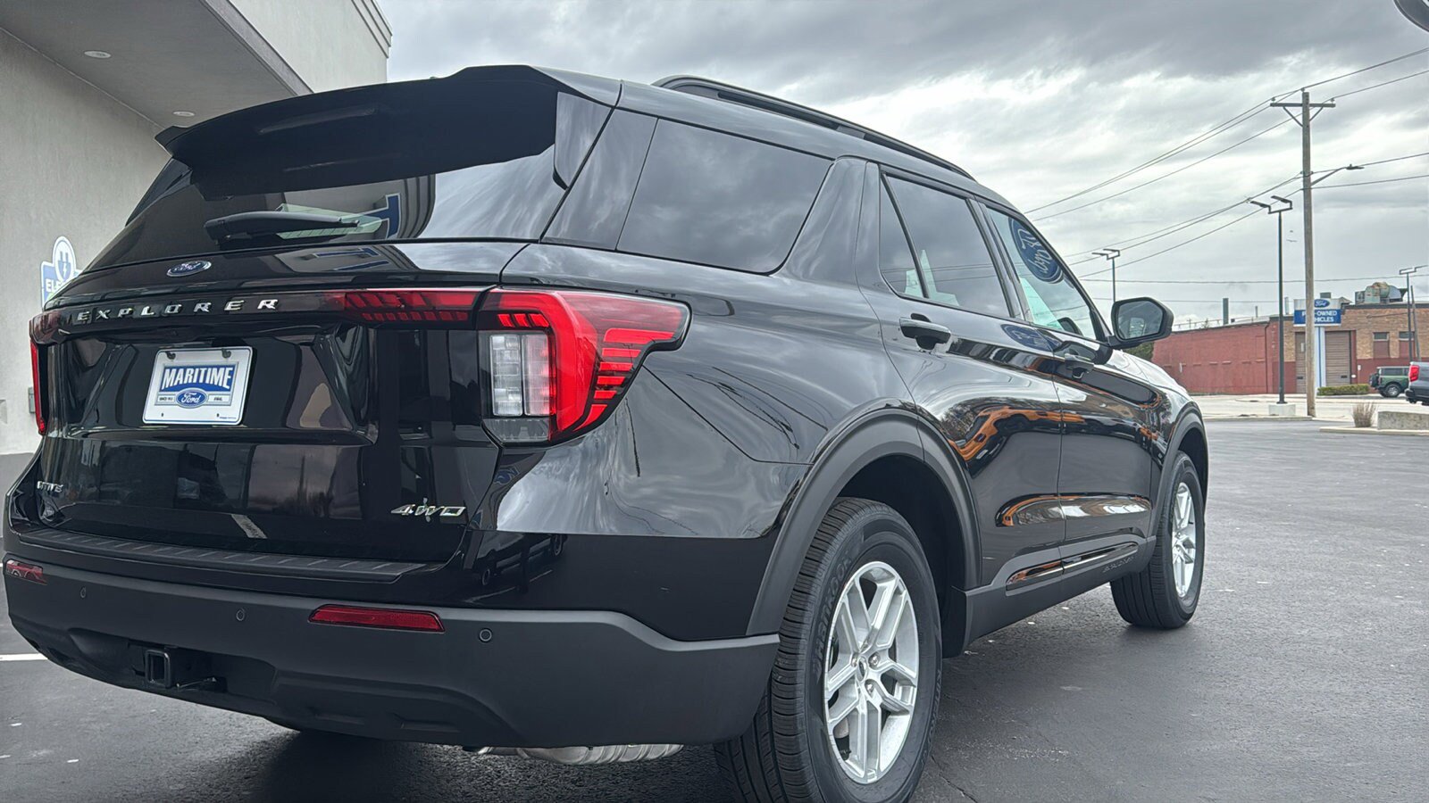 New 2026 Ford Explorer Active AWD/4WD image 10