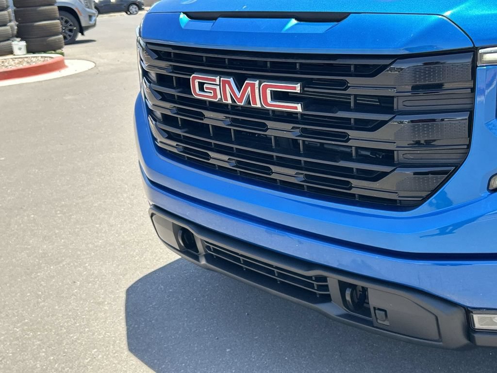 Used 2023 GMC Sierra 1500 Elevation w/ X31 Off-Road Package AWD/4WD image 30