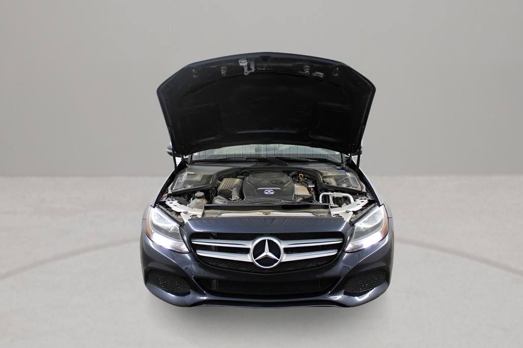 Used 2016 Mercedes-Benz C 300 4MATIC Sedan image 8