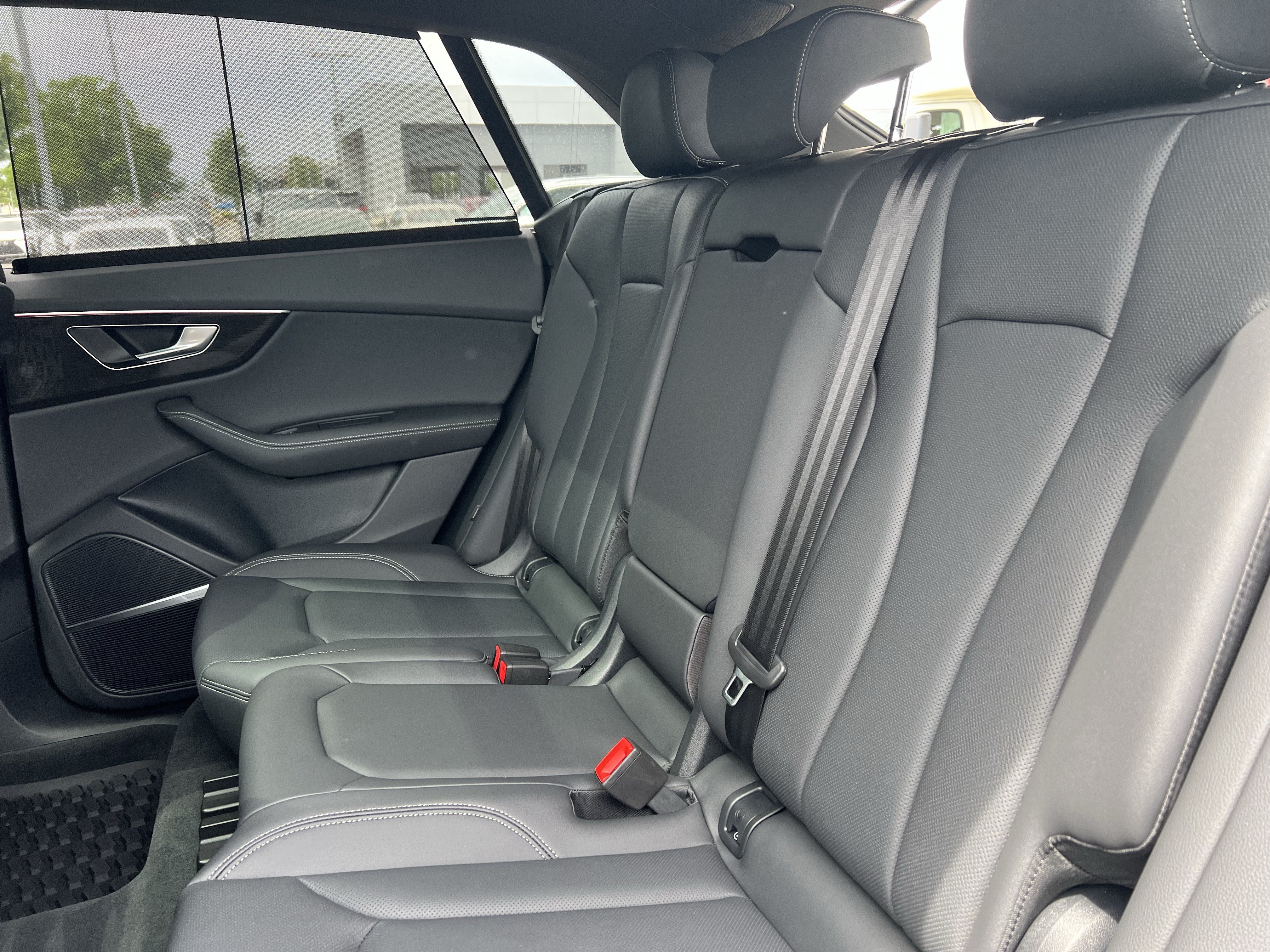 Certified 2026 Audi Q8 Premium Plus w/ Premium Plus Package AWD/4WD image 32