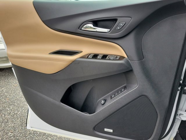 Used 2022 Chevrolet Equinox Premier image 34