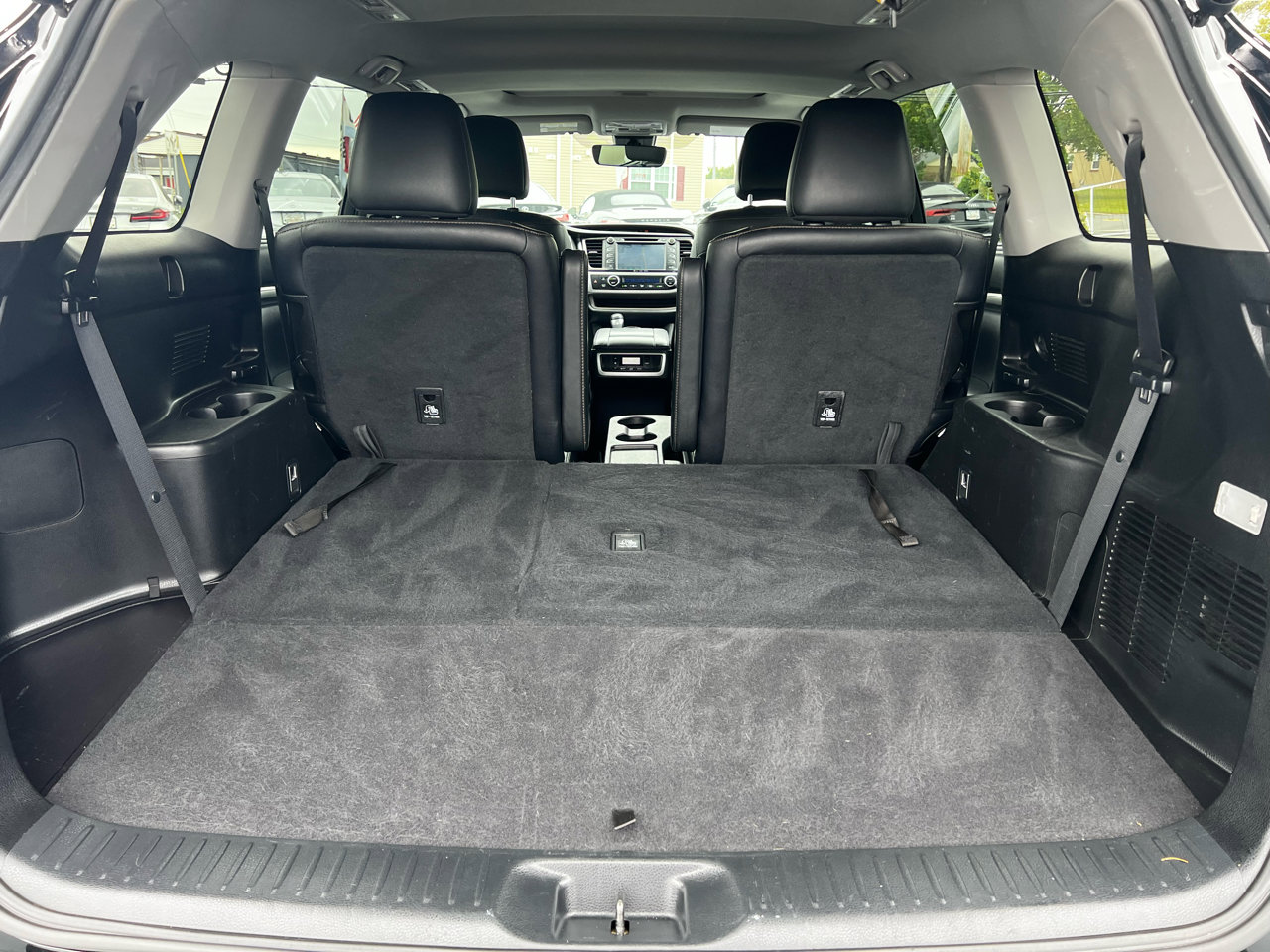 Used 2017 Toyota Highlander Limited image 34