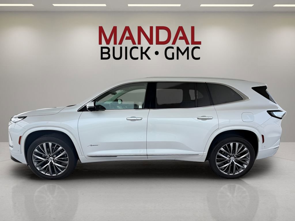 Used 2025 Buick Enclave Avenir w/ Super Cruise Package image 8