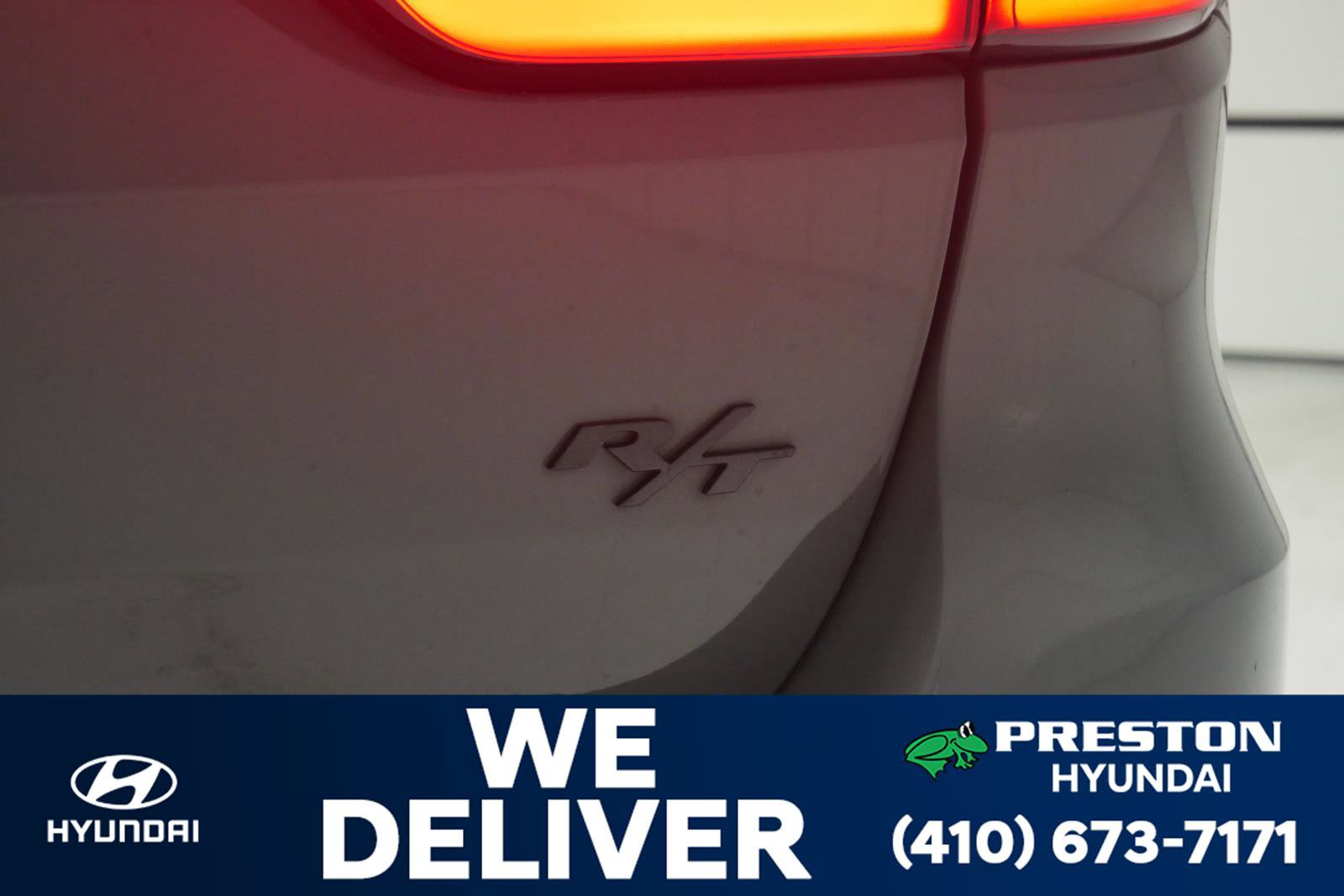 Used 2022 Dodge Durango R/T w/ Hemi Orange Plus Package image 28
