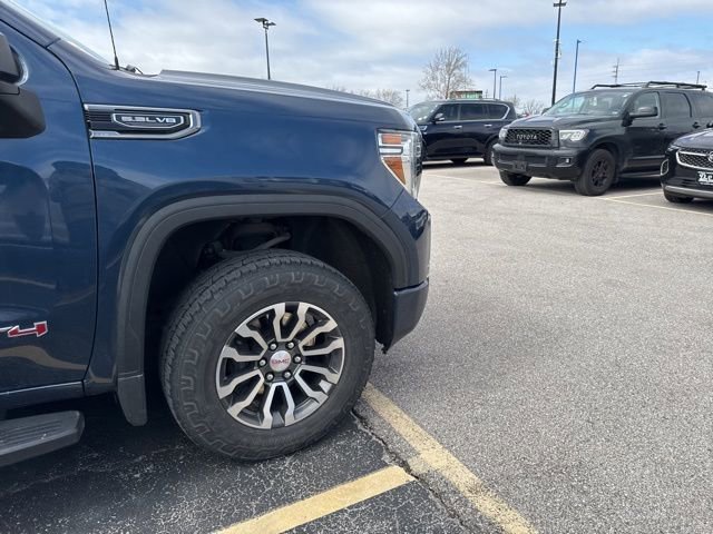 Used 2019 GMC Sierra 1500 AT4 w/ AT4 Premium Package image 4