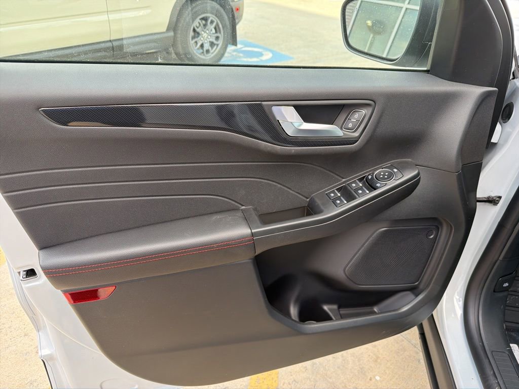 New 2026 Ford Escape ST-Line w/ Tech Pack #1 image 10