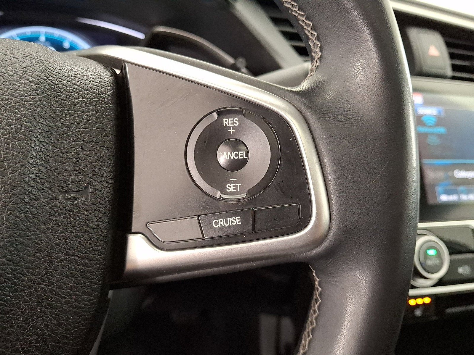 Used 2016 Honda Civic EX-L image 10