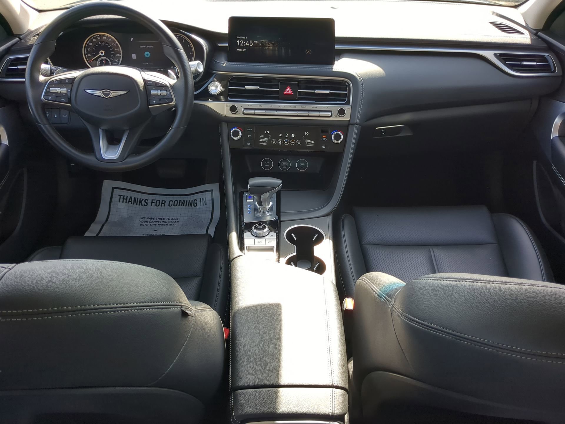 Used 2025 Genesis G70 2.5T image 41